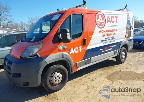 2017 Ram Promaster 1500 Low Roof 136 Wb z USA, uszkodzony, nr VIN 3C6TRVAG4HE516013